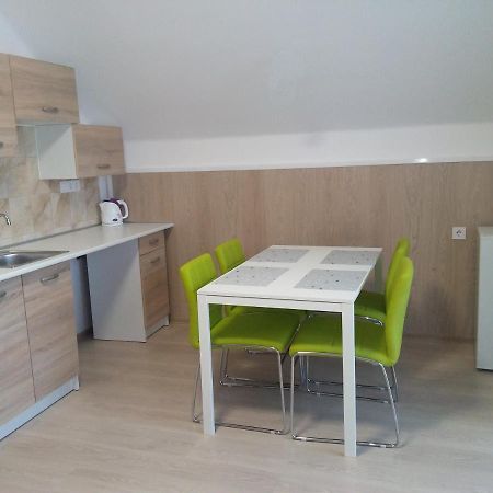 Elza Vendeghaz Apartment Sarospatak Bagian luar foto